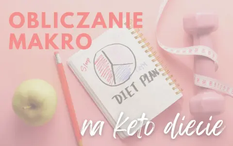 Obliczanie makro na diecie keto: notatnik z planem żywieniowym, jabłko, ołówek, hantle i miarka.