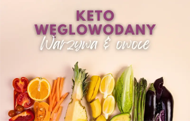 Keto dieta: w czym są węglowodany? Warzywa i owoce na talerzu: pomidory, pomarańcze, marchew, ananas, banany, cytryny, sałata, szparagi, bakłażany, kapusta.